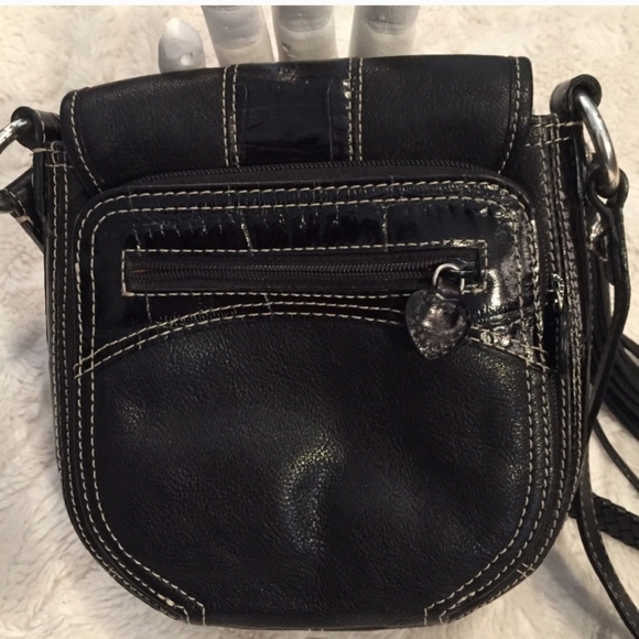 Brighton mini leather heart purse/wallet organizer - Picture 3 of 10